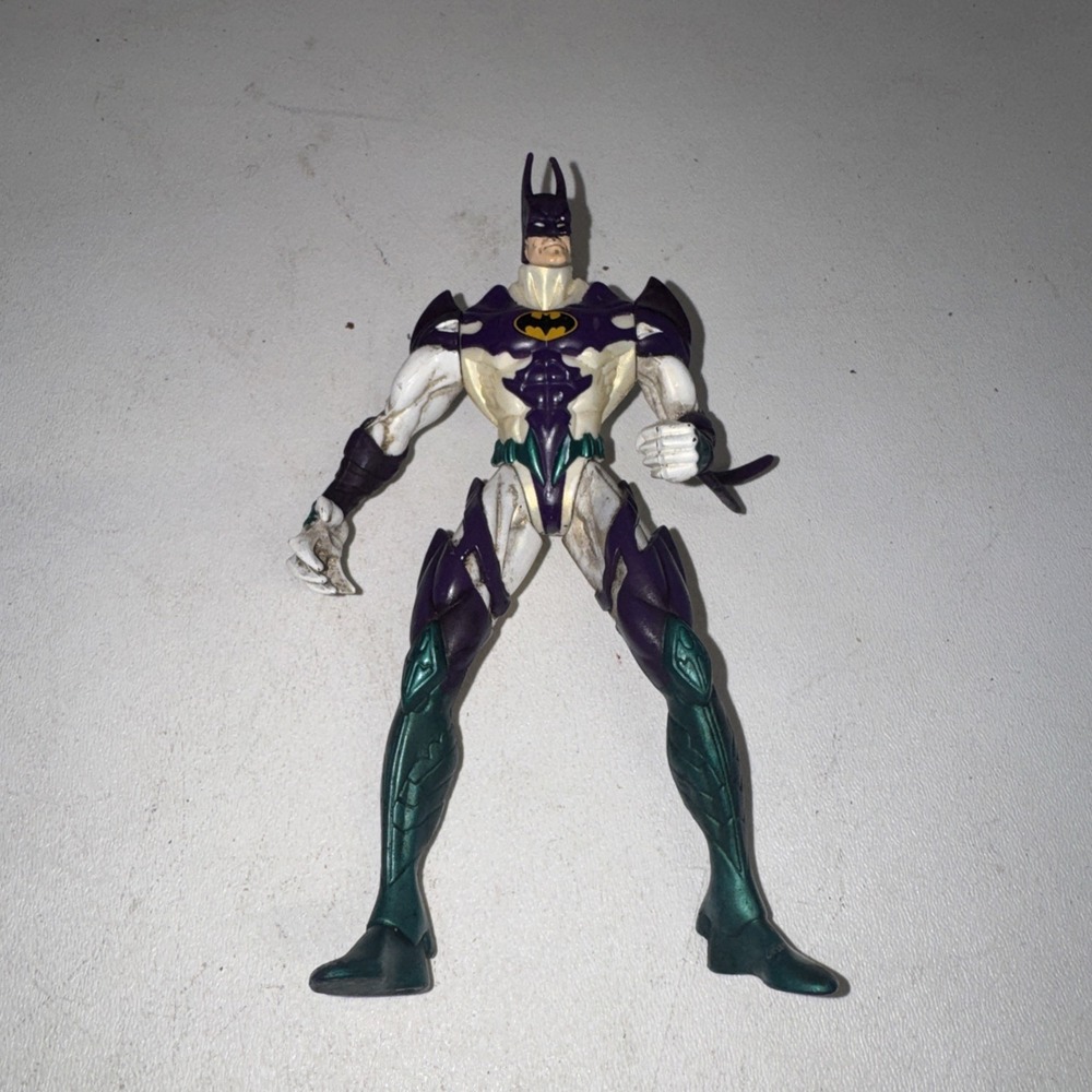Kenner 1997 DC Comics Legends of the Dark Knight Batman action figure 7"  RARE